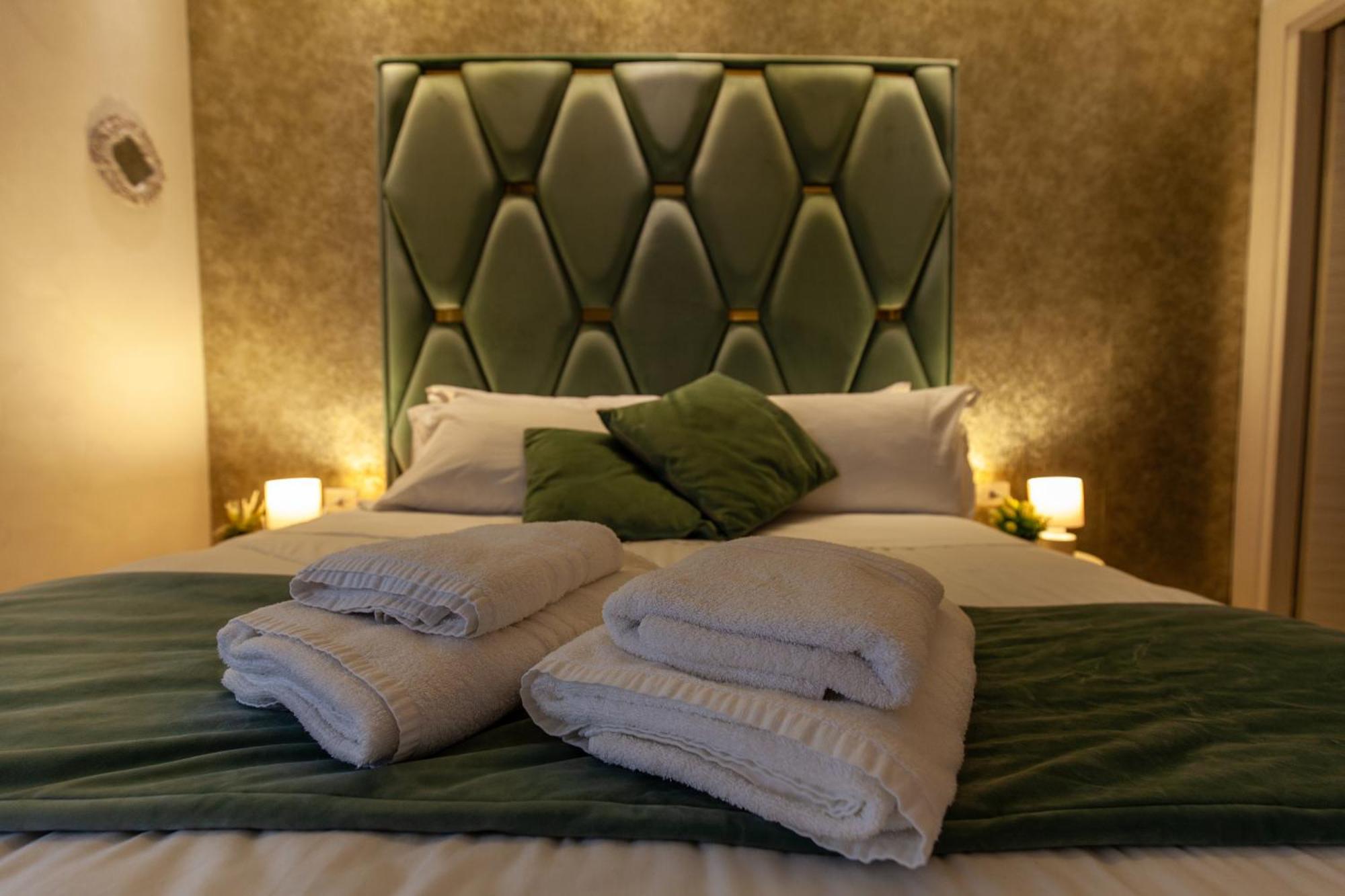Hotel Easy Boarding Neapol Zewnętrze zdjęcie